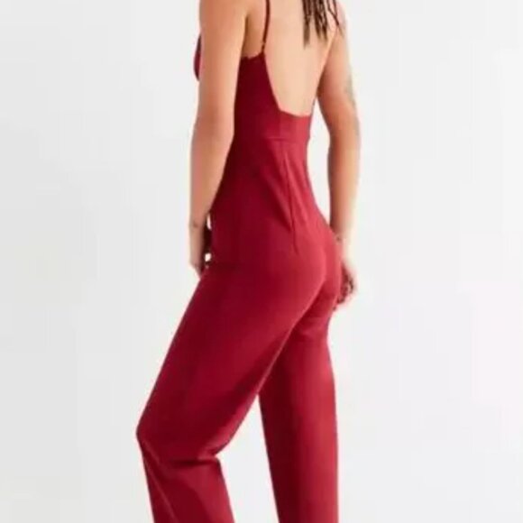 Urban Outfitters Audrey Ponte One Piece Jumpsuit Burgundy Wine Small - Picture 2 of 4